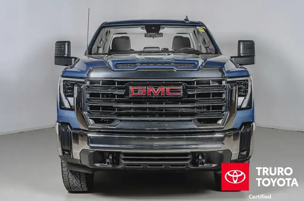 GMC Sierra 2500Hd 2024 photo 3