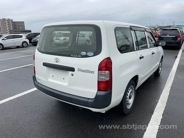 Toyota Probox 2018 photo 4