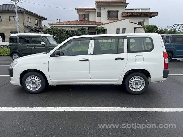 Toyota Probox 2018 photo 5