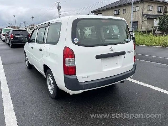 Toyota Probox 2018 photo 3