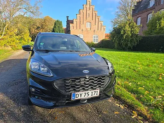 Ford Kuga 2023 photo 2