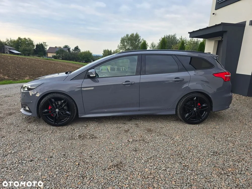 Ford Focus 2015 photo 3
