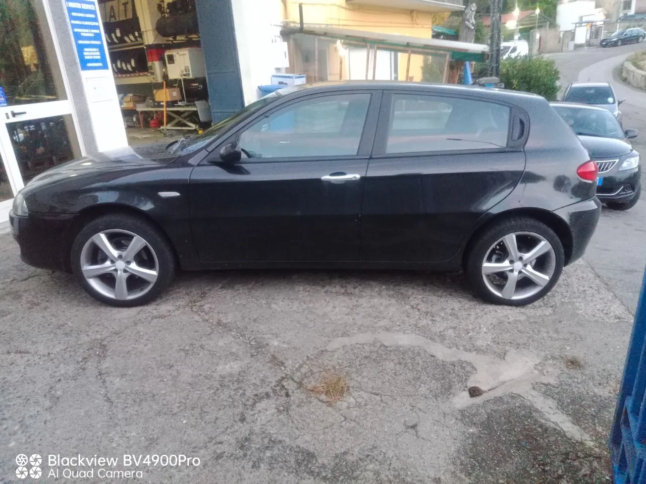 Alfa Romeo 147 2005 photo 3