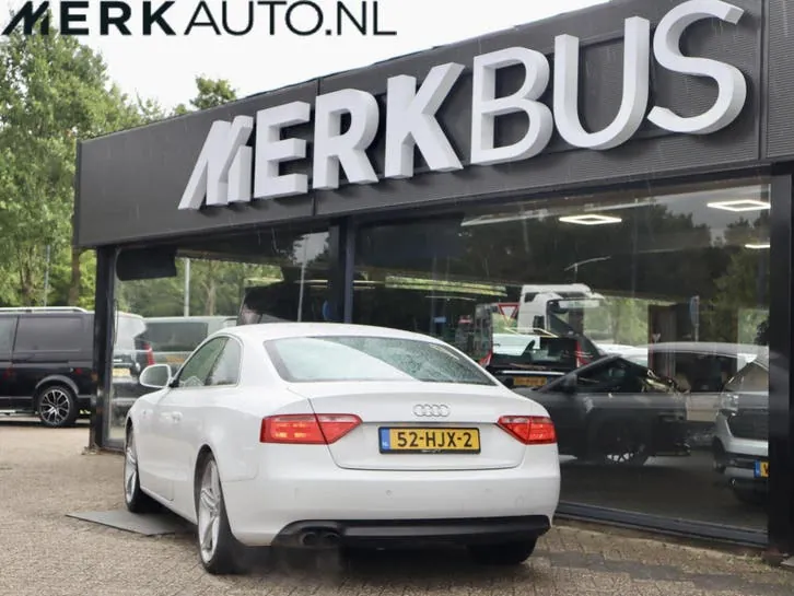 Audi A5 2009 photo 3