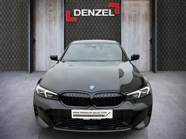 BMW 3 Series 2023 photo 3