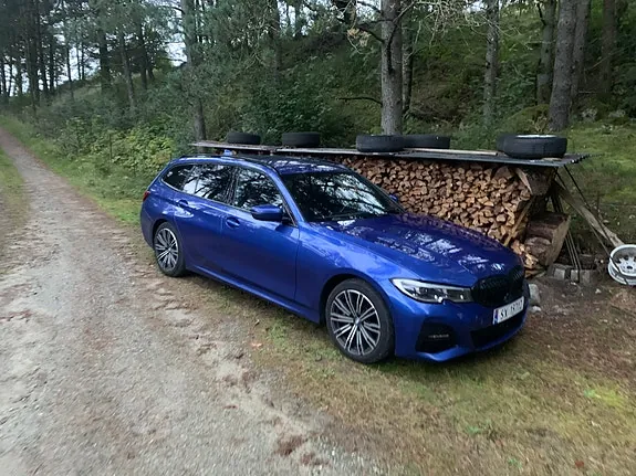 BMW 330E