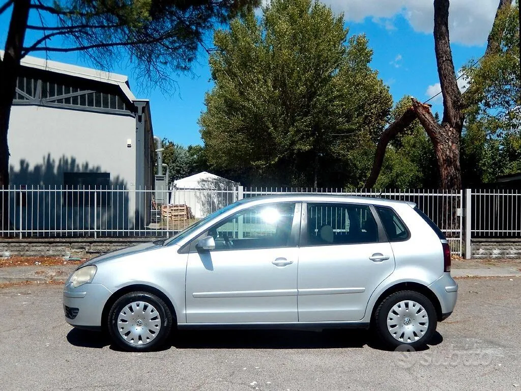 Volkswagen Polo 2008 photo 5