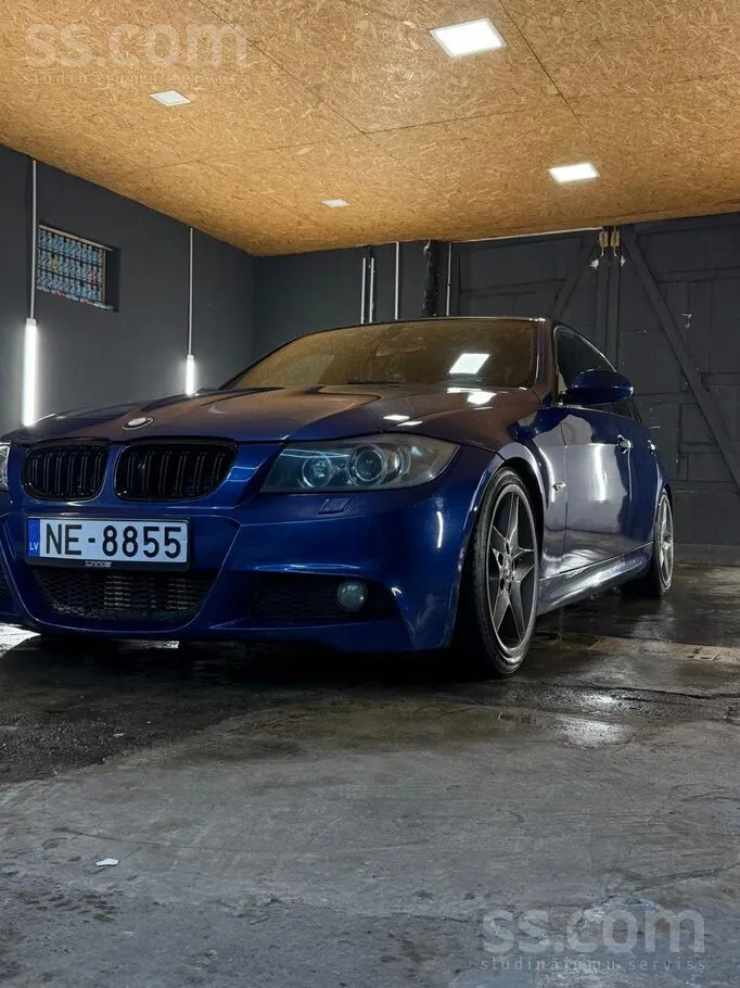 BMW 335