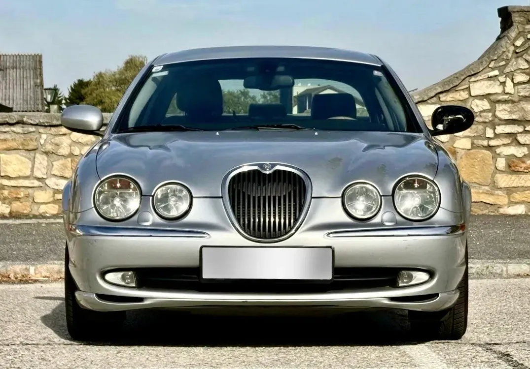 Jaguar S-Type 2002 photo 2