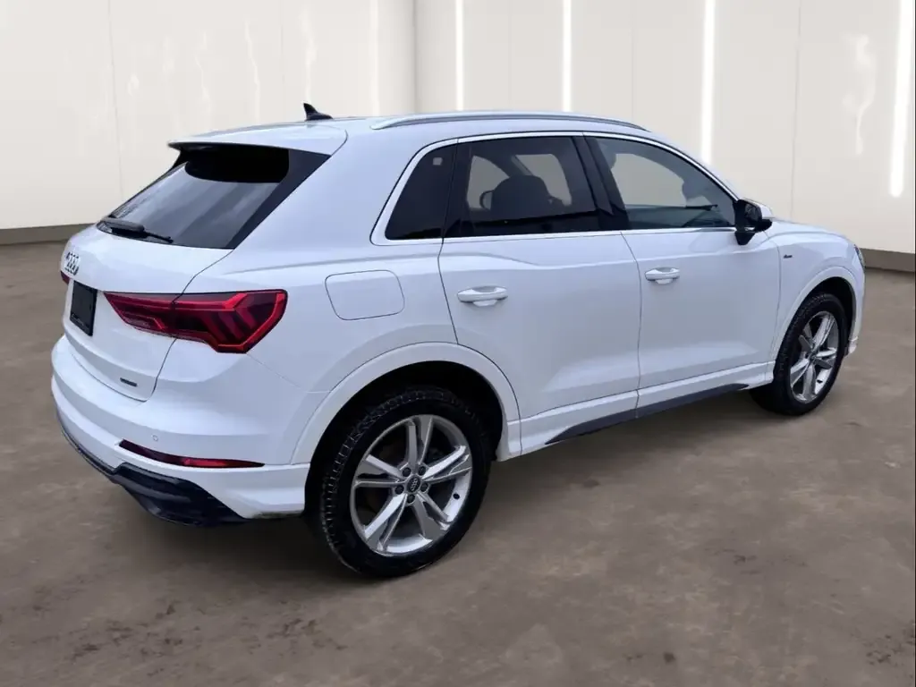 Audi Q3 2020 photo 4