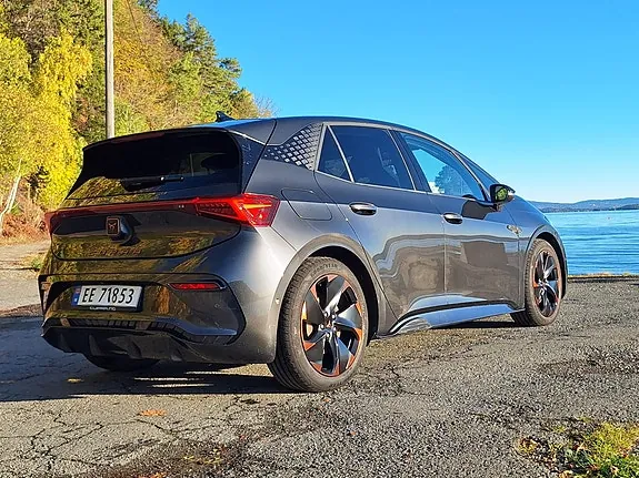 Cupra Born 2022 photo 3