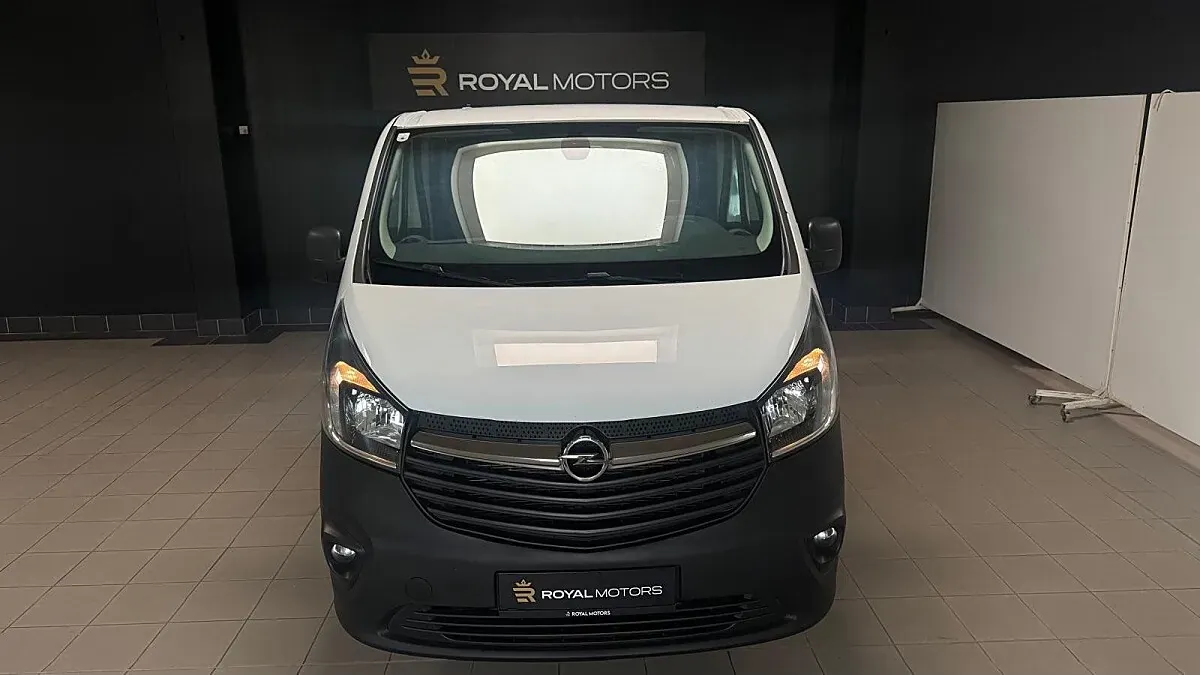 Opel Vivaro 2018 photo 2