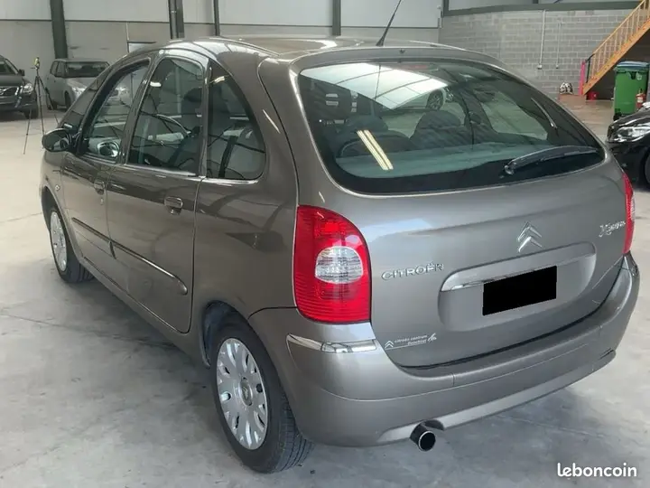 Citroen Xsara Picasso 2010 photo 4