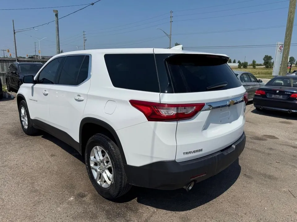 Chevrolet Traverse 2018 photo 3