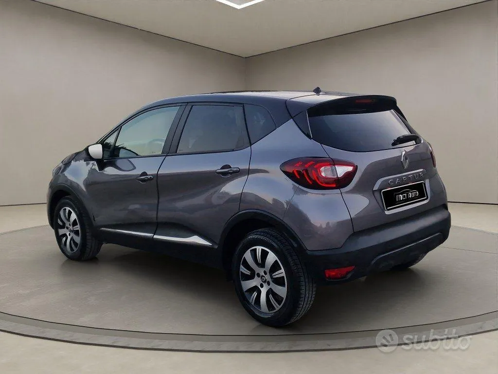 Renault Captur 2018 photo 3