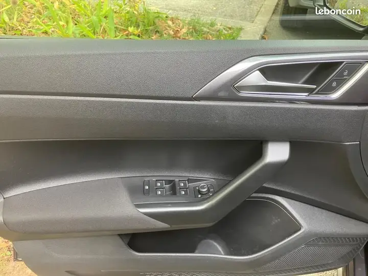 Volkswagen Polo 2023 photo 5