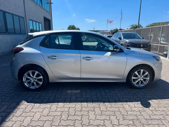 Opel Corsa 2023 photo 2