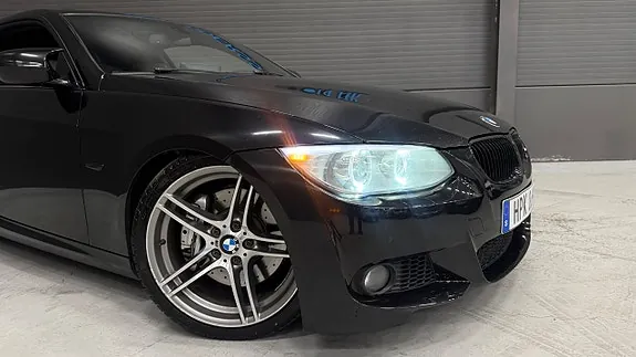 BMW 335I 2011 photo 3