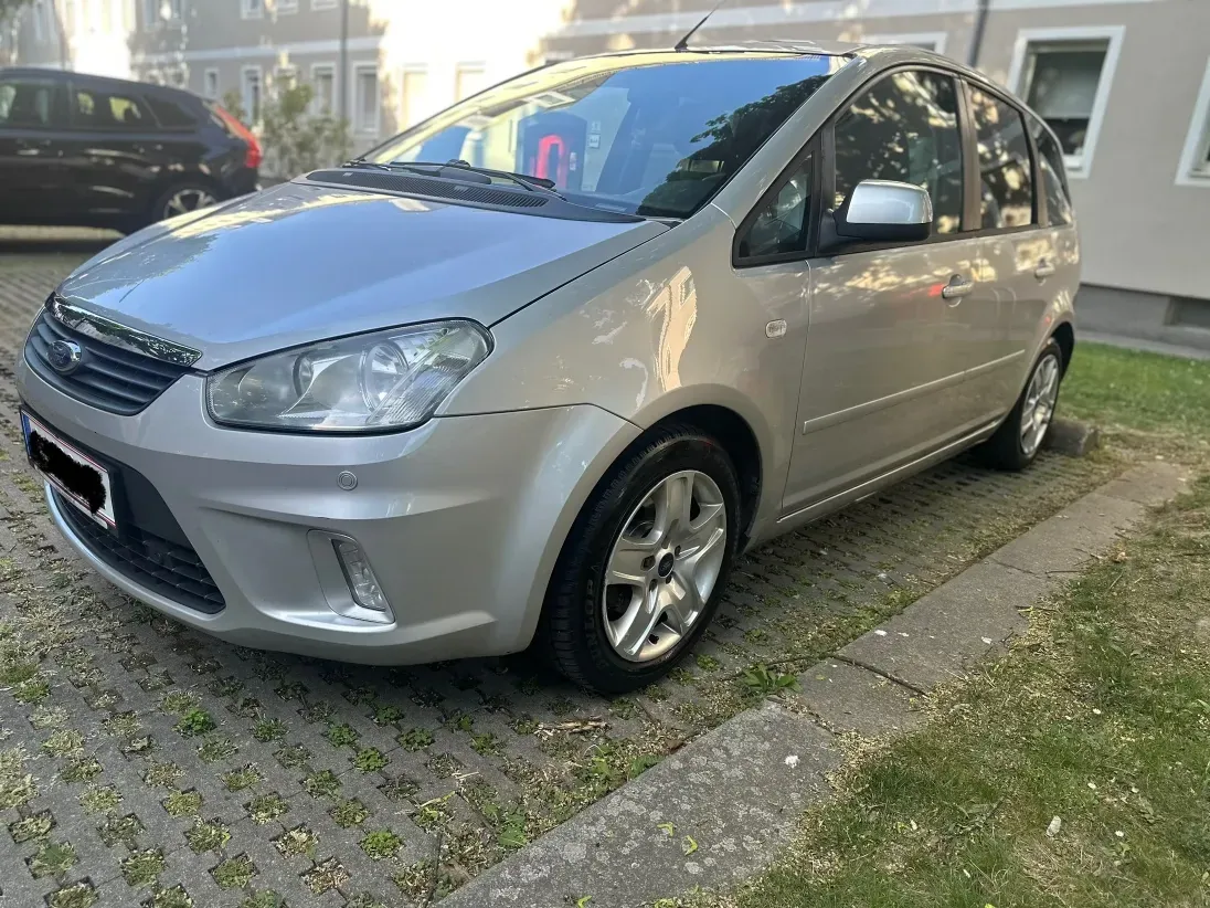 Ford C-Max 2010 photo 2