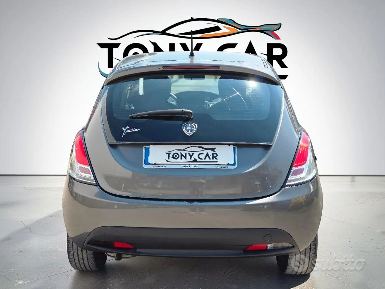 Lancia Ypsilon 2011 photo 5