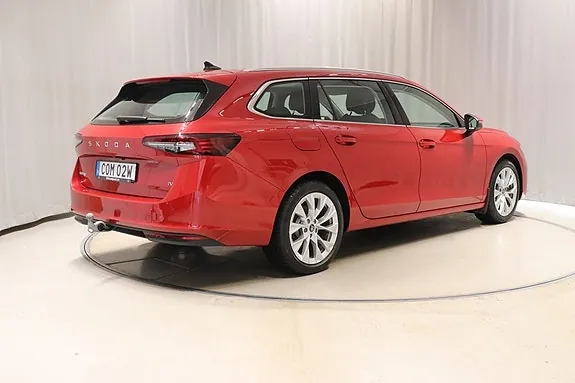 Skoda Superb 2025 photo 4