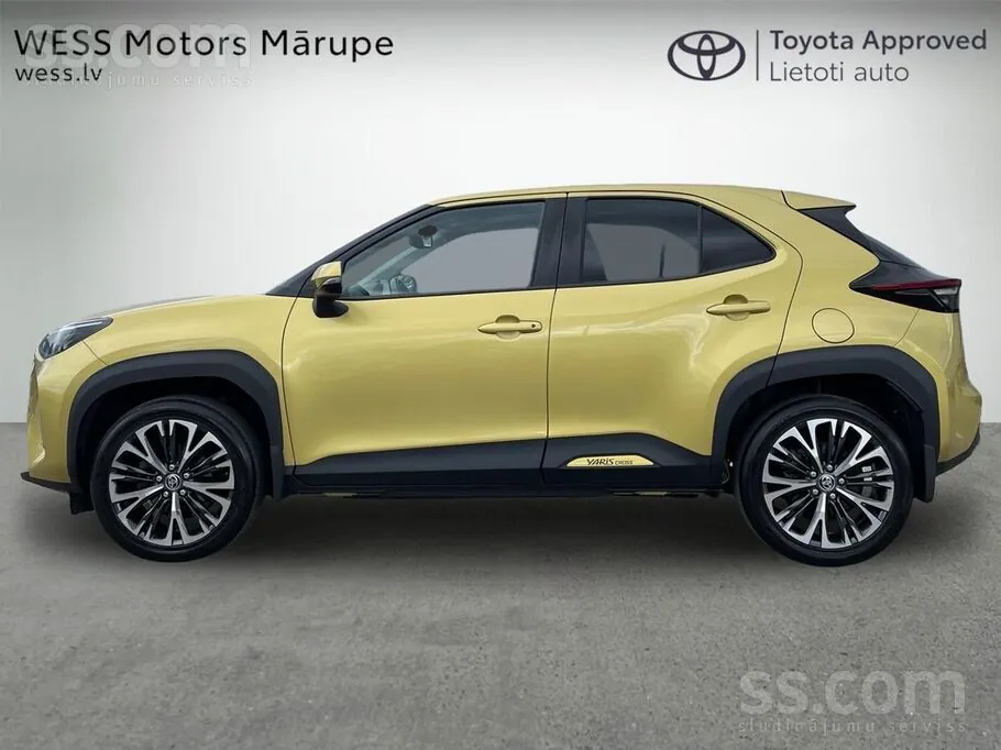 Toyota Yaris Cross 2022 photo 3
