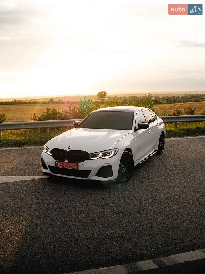 BMW 3 Series 2019 photo 4
