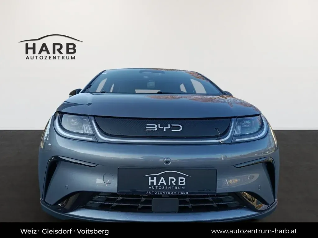 BYD Dolphin 2026 photo 3