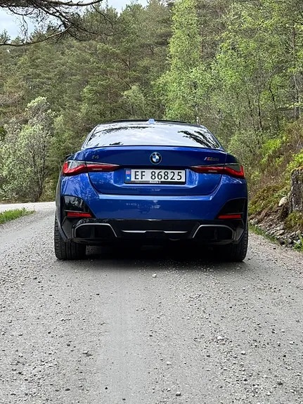 BMW I4 2024 photo 5