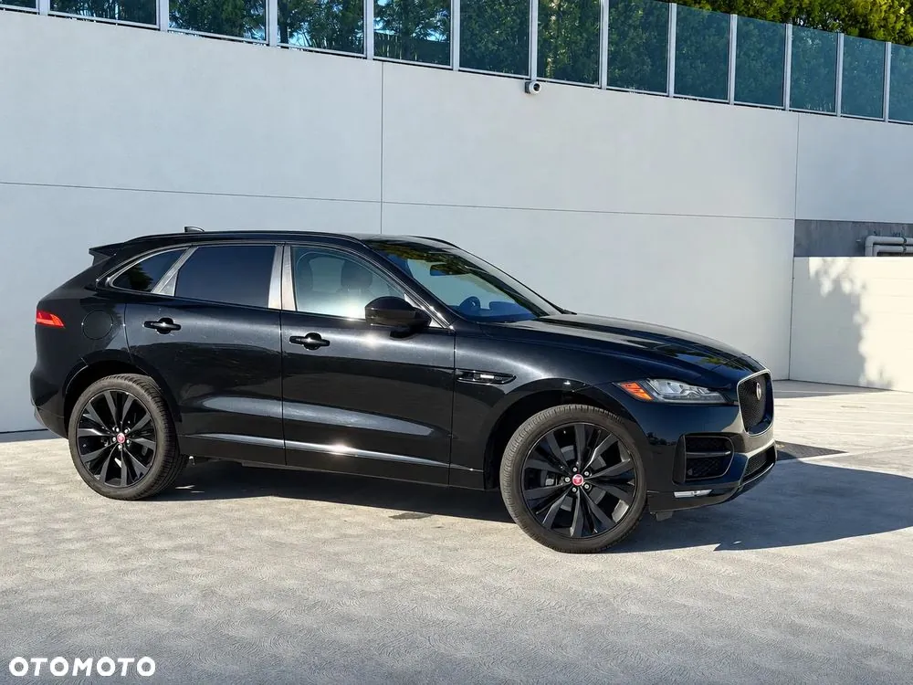 Jaguar F-Pace 2018 photo 5