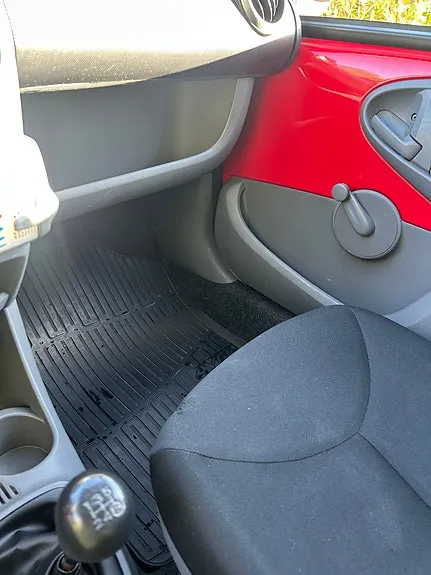 Toyota Aygo 2012 photo 5