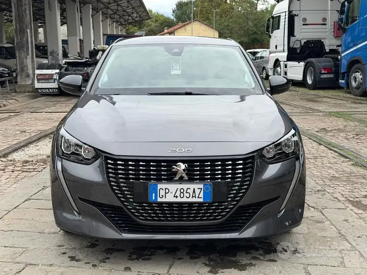 Peugeot 208 2023 photo 3