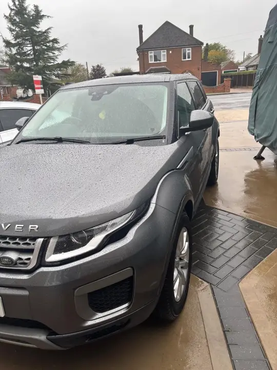 Land Rover Range Rover Evoque 2017 photo 2