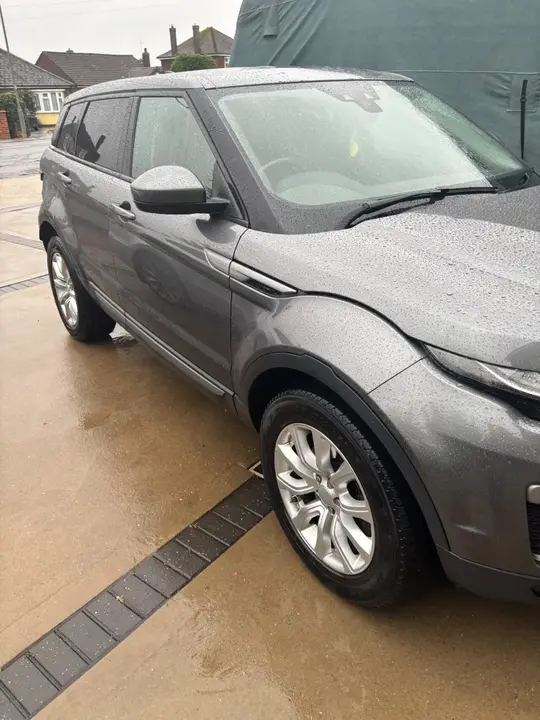 Land Rover Range Rover Evoque 2017 photo 4