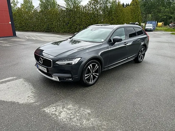 Volvo V90 Cross Country