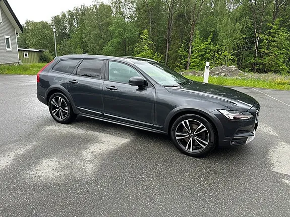 Volvo V90 Cross Country 2018 photo 4