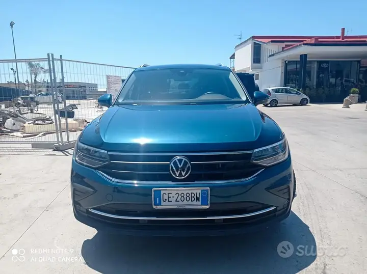 Volkswagen Tiguan 2021 photo 2