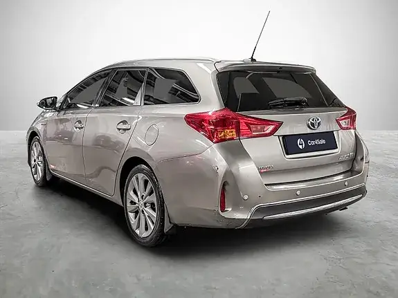 Toyota Auris 2013 photo 3