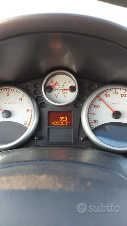 Peugeot 207 2006 photo 3