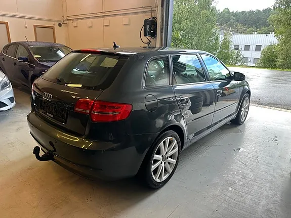 Audi A3 2010 photo 4