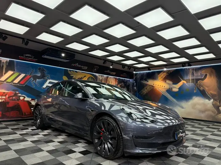 Tesla Model 3 2023 photo 3