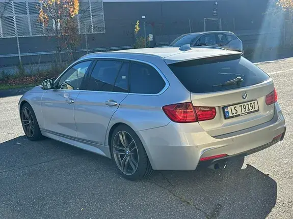 BMW 320I 2013 photo 5