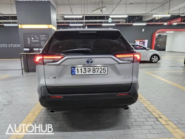 Toyota Rav4 2021 photo 4