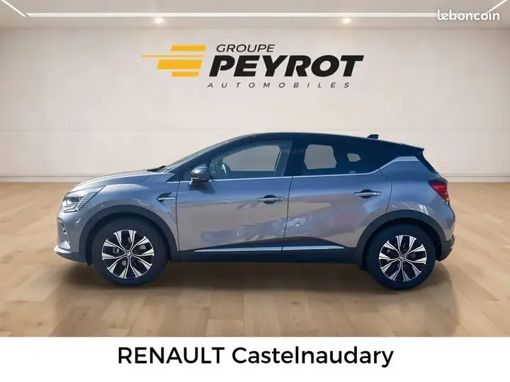 Renault Captur 2024 photo 3