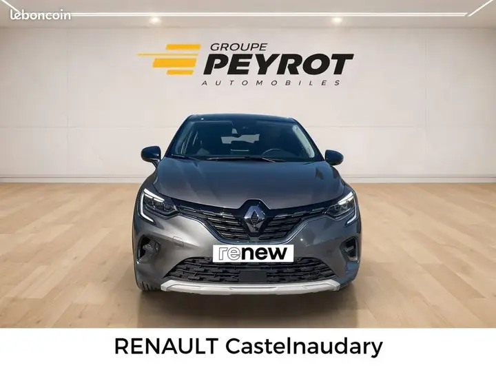 Renault Captur 2024 photo 2