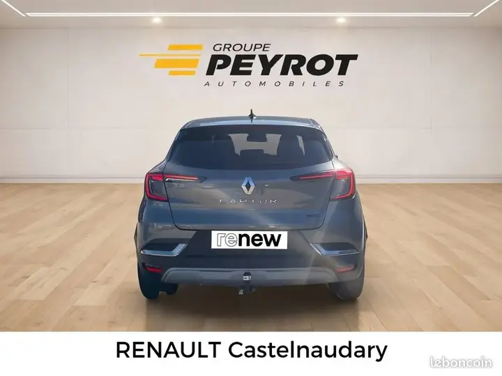 Renault Captur 2024 photo 4