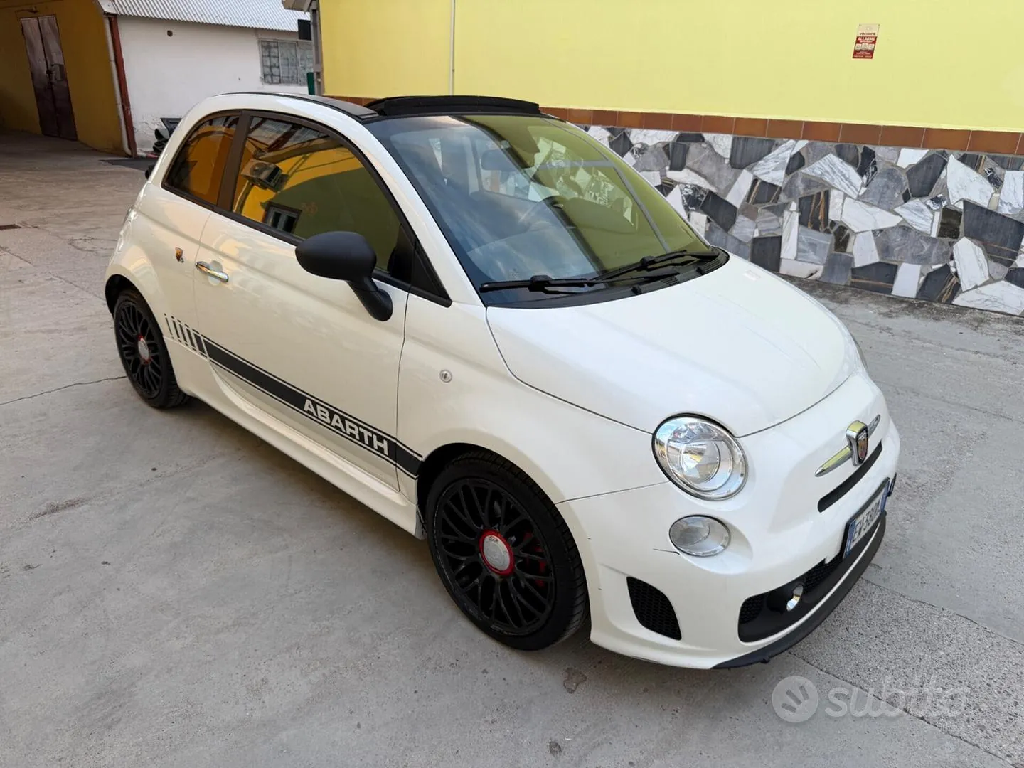 Fiat Abarth 500 C Cabrio 2014 photo 3