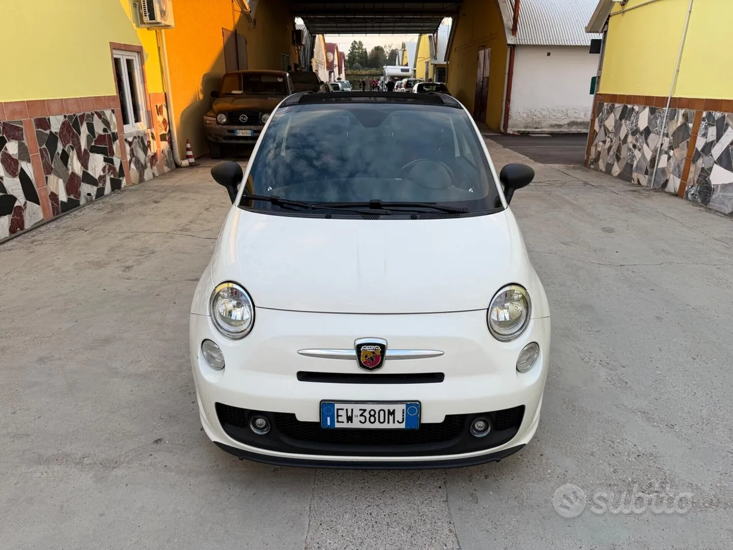 Fiat Abarth 500 C Cabrio 2014 photo 2