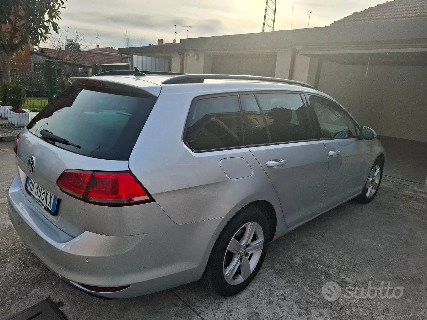 Volkswagen Golf 2026 photo 2