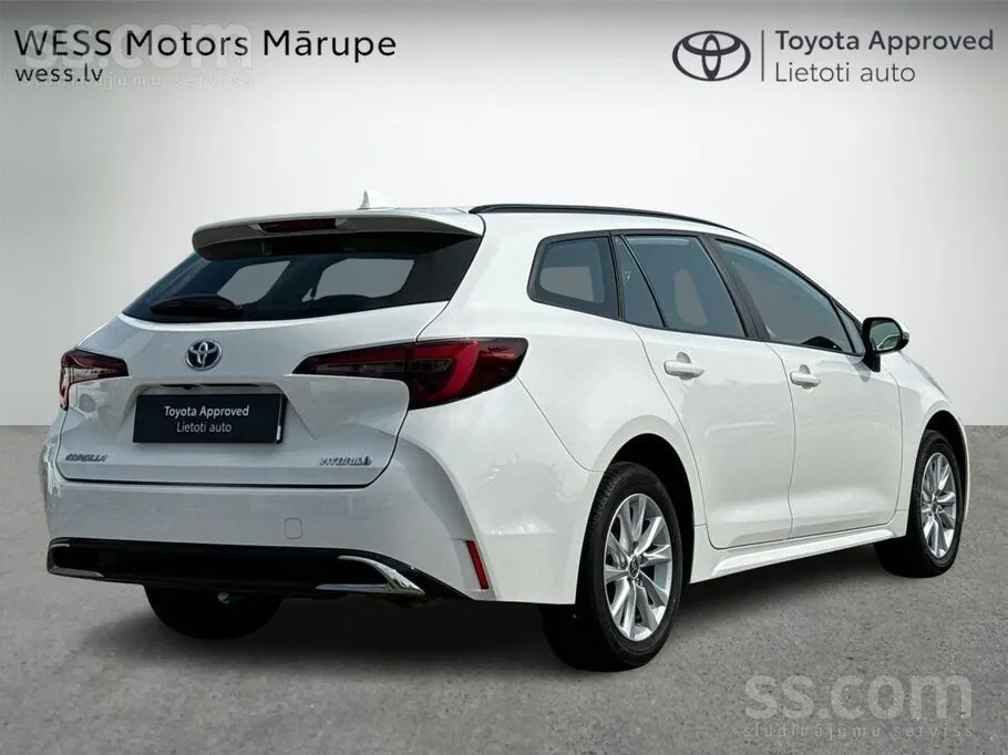 Toyota Corolla Touring Sports 2023 photo 2